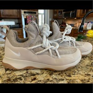 Nike City Loop - Sand